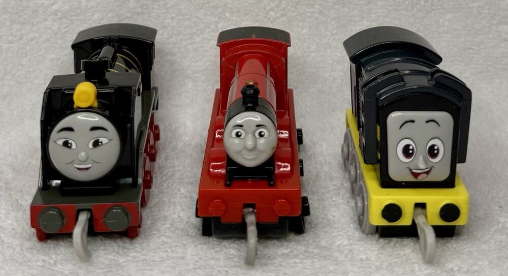 Lot/3 Thomas & Friends Diecast Trains — James, Hiro, Diesel - Engines ONLY